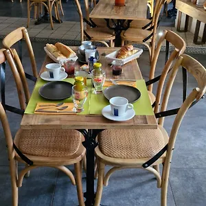 D'hotes Du Bistrot D'ici Bed & Breakfast