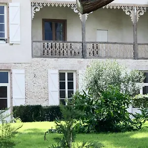 La Belle Montoise Gasthuis Beaumont-de-Lomagne